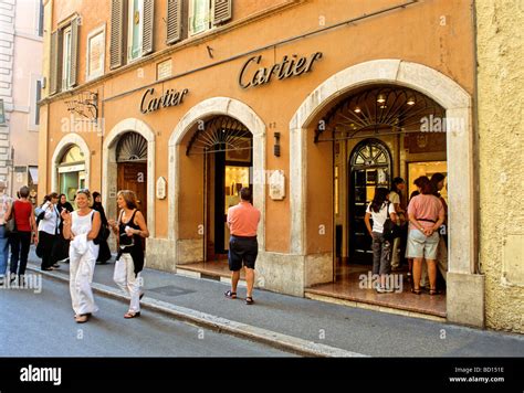 cartier stores in italy.